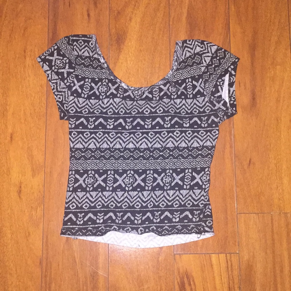 Crop top